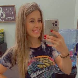 Meet your Posher, Amber